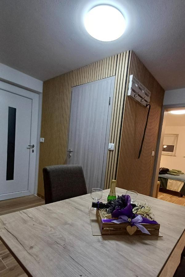 Apartmaji Stars Mavcice Extérieur photo