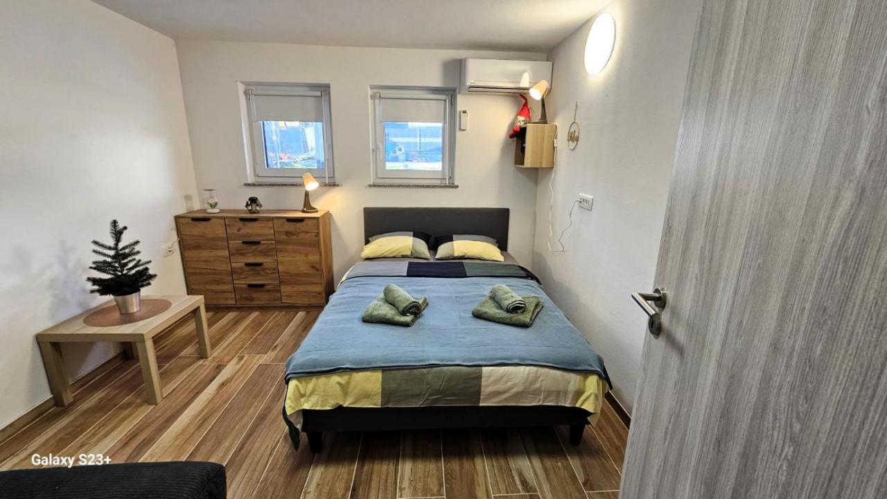 Apartmaji Stars Mavcice Extérieur photo